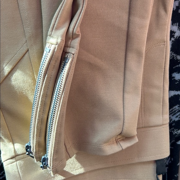 2-PC SET Adrienne Landau Pink, Tan, Gold Tweed Blazer & Tan Pants - Picture 7 of 7